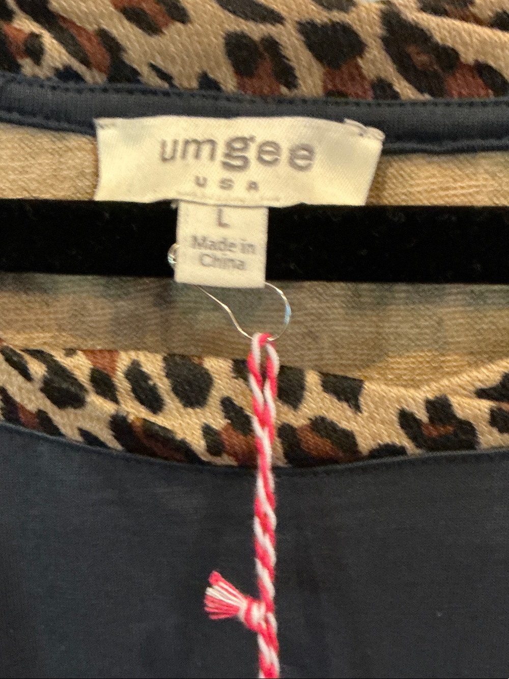Umgee Black Short Sleeve Tunic with Leopard Print Neckline - Picture 2 of 4